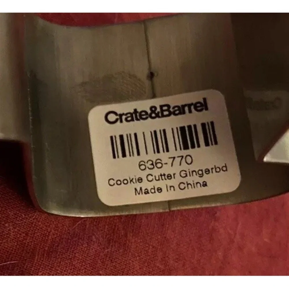 Crate & Barrel Cookie Cutter Gingerbread Man 6